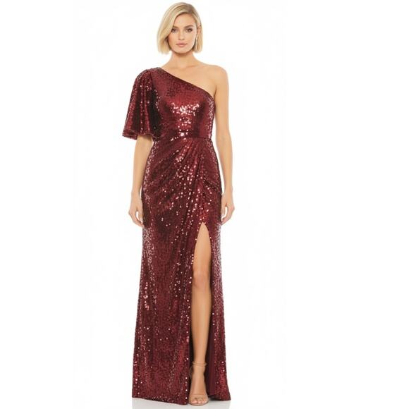 Mac Duggal 2 - Picture 1 of 9